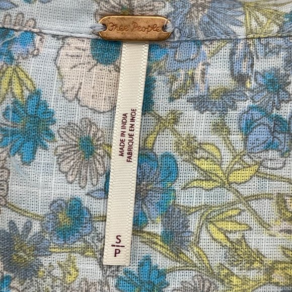 Free People Blue Floral Button Front Top Long Sleeve Cottage Bohemian - Picture 7 of 9
